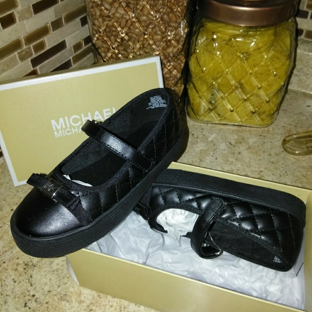 Michael Kors Cali Tracie size 12
